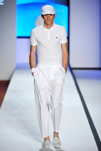 Look 1